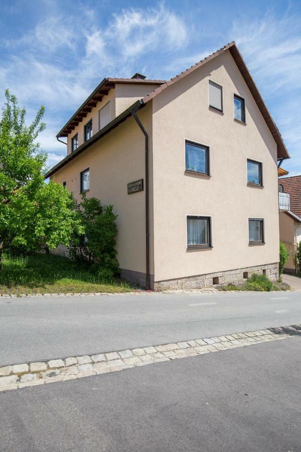 Arnold Apartment