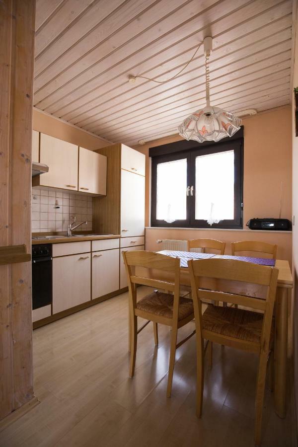 Arnold Apartment *